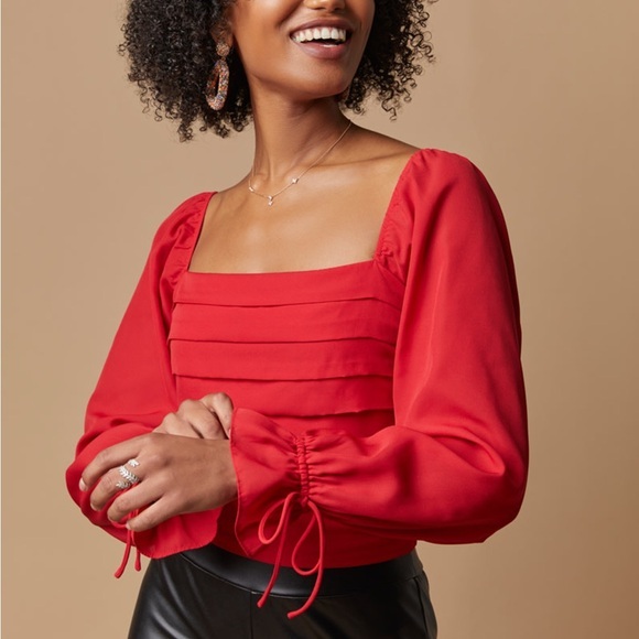 Francesca's Collections Tops - Francesca's Collections Red long Sleeve Crop Blouse